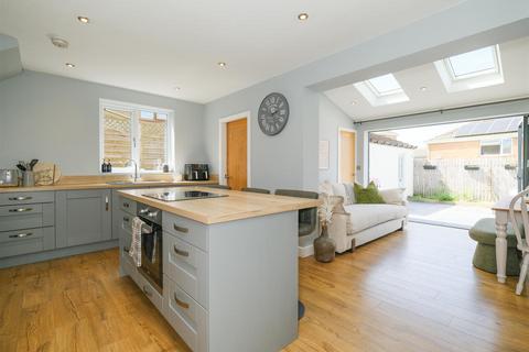 26 Bracewell Road, Meltham, Holmfirth, HD9 5JR