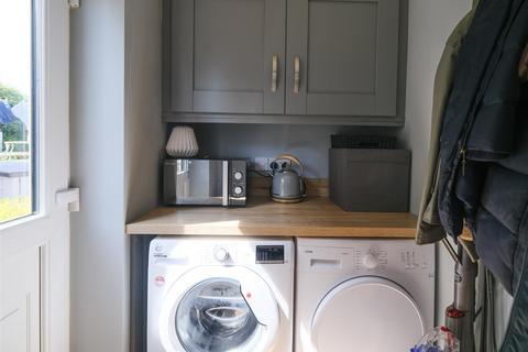 26 Bracewell Road, Meltham, Holmfirth, HD9 5JR