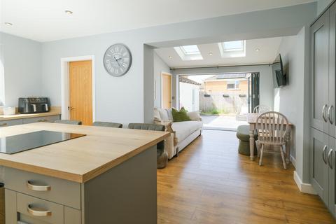 26 Bracewell Road, Meltham, Holmfirth, HD9 5JR
