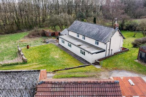 4 bedroom farm house for sale, Stocksmoor Farm, Ashover Road,Old Tupton, Chesterfield