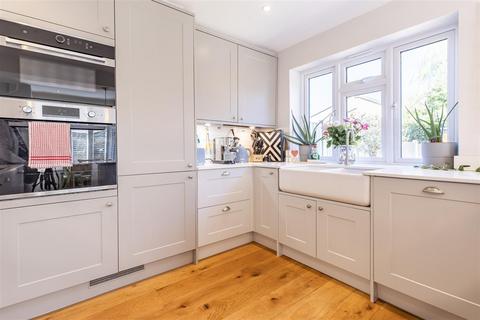 80 Crows Road, Epping, CM16 5DH