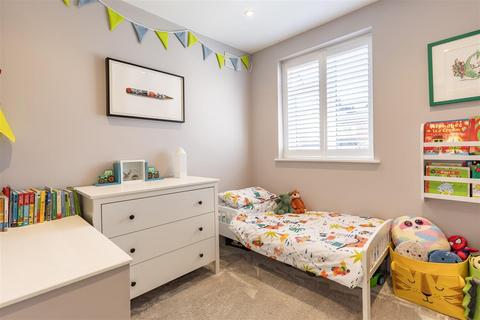 80 Crows Road, Epping, CM16 5DH