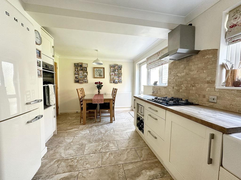 Kitchen/Breakfast Room