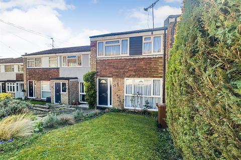 30 Barleycorn Drive, Gillingham, ME8 9NA