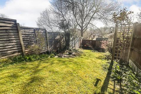 30 Barleycorn Drive, Gillingham, ME8 9NA