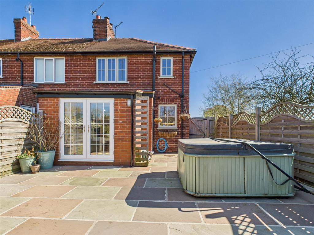 56 station road