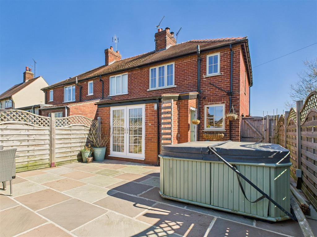 56 station road