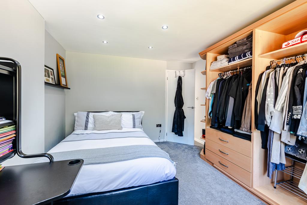 Bedroom3b