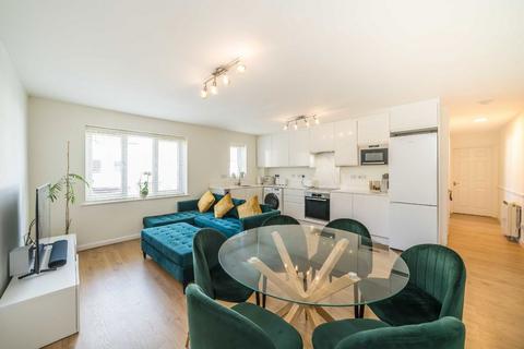2 bedroom flat for sale, Marksbury Avenue, Richmond TW9