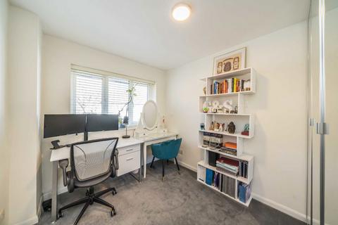 2 bedroom flat for sale, Marksbury Avenue, Richmond TW9