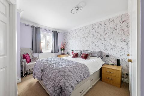 52 Abinger Drive, Redhill, RH1 6SY