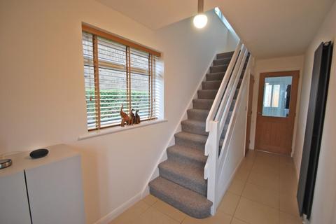 3 Bath Crescent, Cheadle Hulme, Cheadle, SK8 7QU