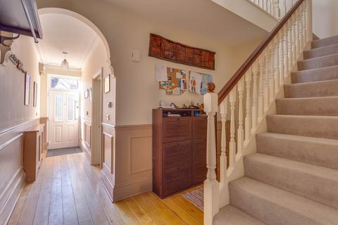 2 Cadogan Place, Caversham, Reading, RG4 5HJ