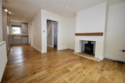 2 Ducks Farm Close, Kirby Misperton, Malton, YO17 6XH