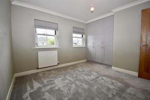 2 Ducks Farm Close, Kirby Misperton, Malton, YO17 6XH