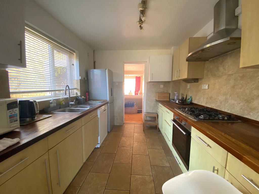Kitchen 1