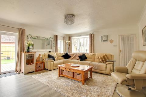 6 bedroom chalet for sale, Ringwood Road, Walkford, Christchurch, BH23
