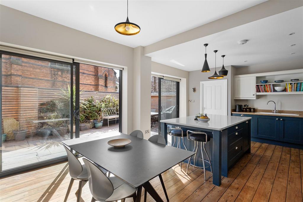 77 Nunthorpe Road 69.jpg