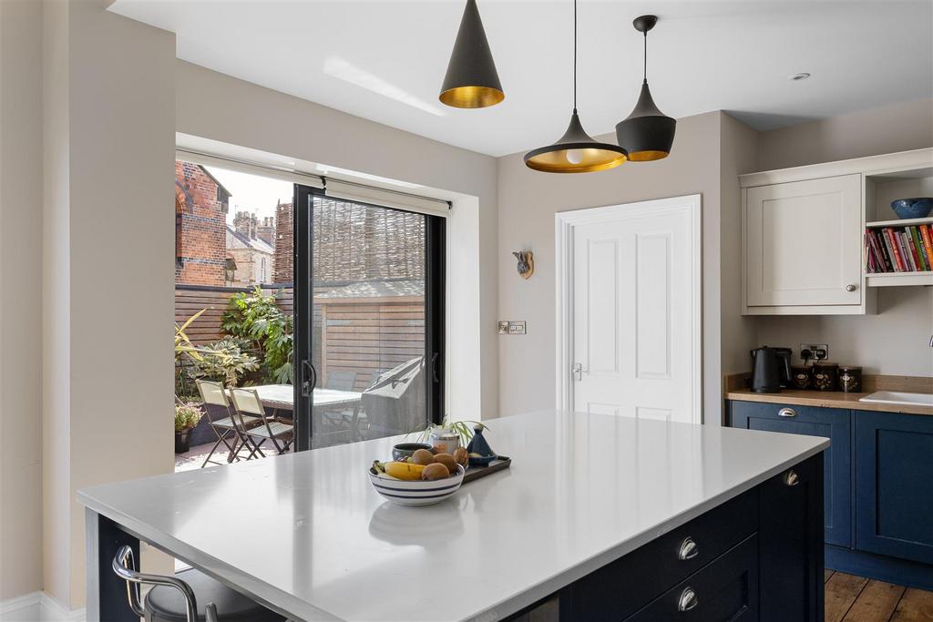 77 Nunthorpe Road 72.jpg