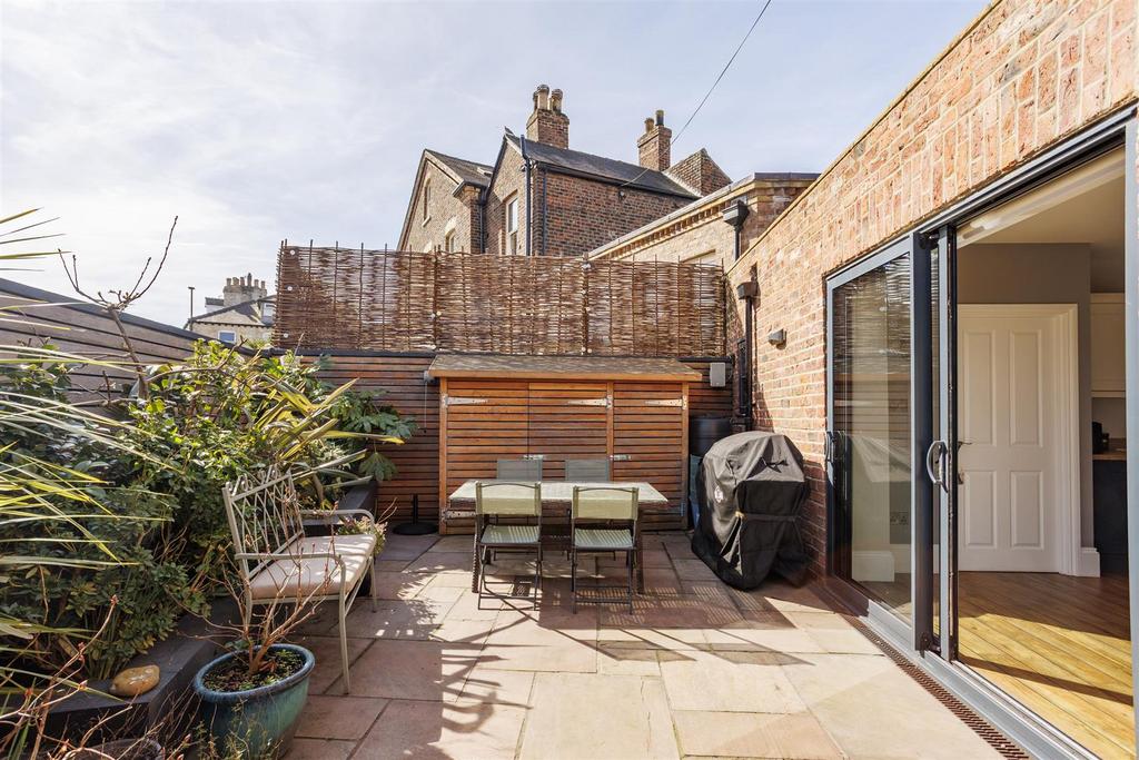 77 Nunthorpe Road  1.jpg