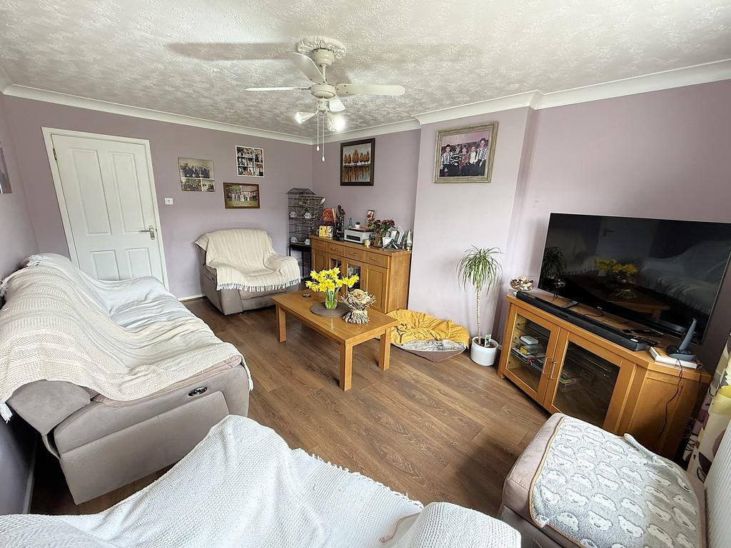 Living room 2