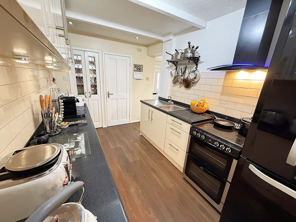 Kitchen 3