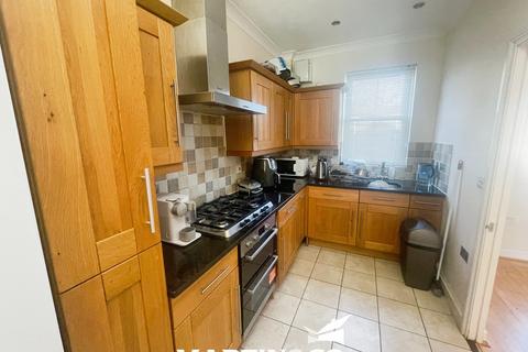 4 bedroom terraced house to rent, Anchor Street, Chelmsford