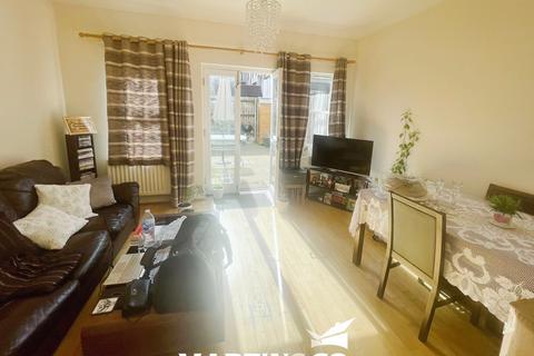 4 bedroom terraced house to rent, Anchor Street, Chelmsford