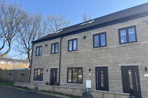 4 bedroom terraced house to rent, Park View, Glossop SK13