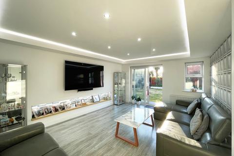 undefined, Alexandra Road, Essex SS3
