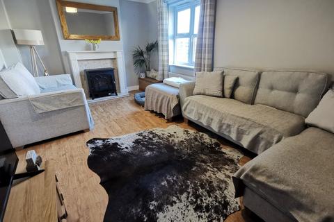 3 bedroom end of terrace house for sale, Skinners Close, Metfield