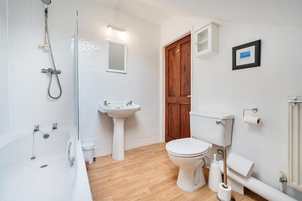 Ensuite Bathroom