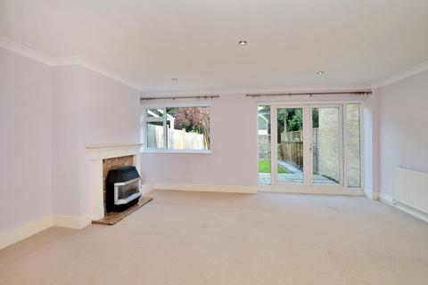 3 bedroom terraced house for sale, Maple Gardens, Yateley