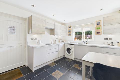 22 Drury Lane, Dore, Sheffield, S17 3GG