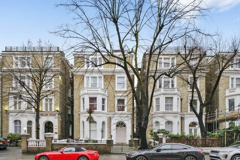 Redcliffe Gardens, Chelsea SW10