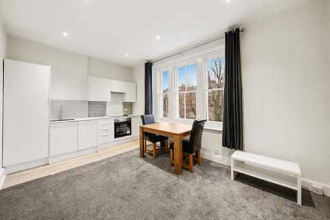1 bedroom flat for sale, Redcliffe Gardens, Chelsea SW10