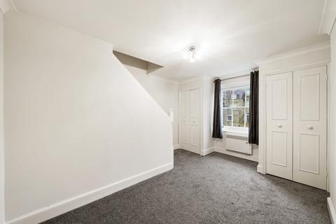 1 bedroom flat for sale, Redcliffe Gardens, Chelsea SW10