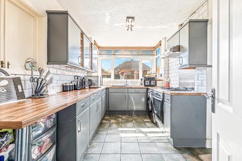 3 bedroom semi-detached house for sale, Edenhurst Avenue, Leicester, LE3