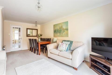 81 Fountain Gardens, Windsor, SL4 3SX