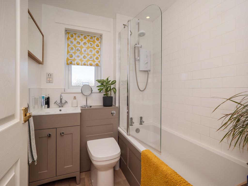 23 Hewitts Close-26