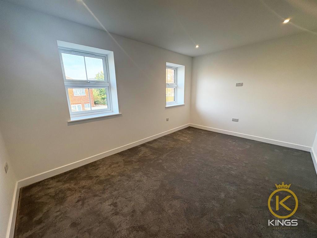 2 Carpenter Close (2)