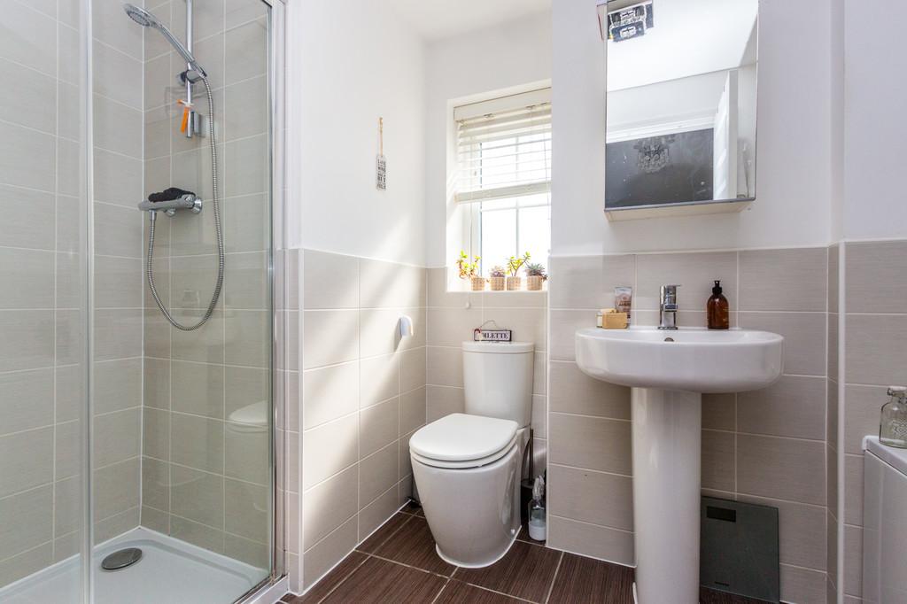 Ensuite bathroom