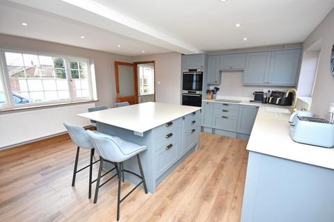 5 bedroom detached house for sale, Billingford