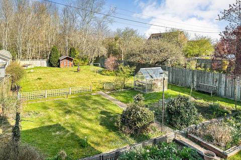 3 bedroom end of terrace house for sale, Pinehurst Cottages, South Marston SN3