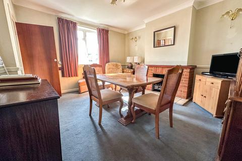 3 bedroom end of terrace house for sale, Pinehurst Cottages, South Marston SN3