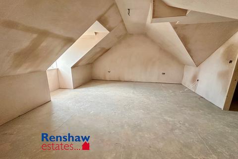 4 bedroom detached house for sale, King George Avenue, Ilkeston, Derbyshire