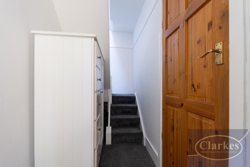 Fc 019 35 oswald rd 014