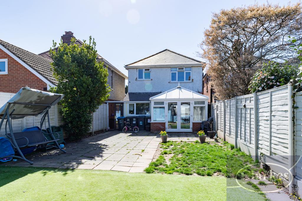 Fc 019 35 oswald rd 005