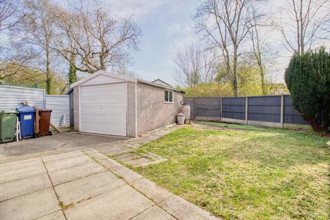 22 Clover Field, Clayton Le Woods, Chorley, PR6 7RP