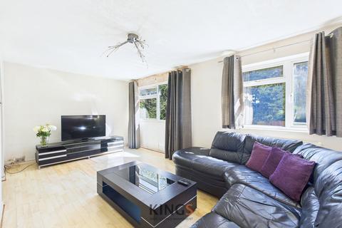 2 bedroom flat for sale, St. Johns Close, Potters Bar EN6